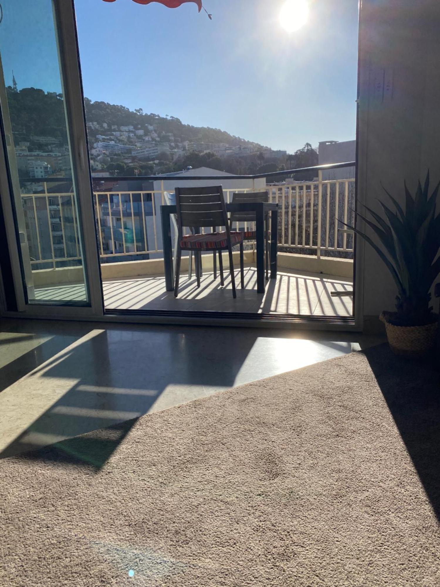 F4 120 M2 10 Minutes à Pieds Du Vieux Nizza